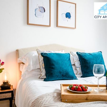 Charming 1 Bed Apt In Kensington - Free London Tour Included By City Apartments Uk Short Lets Serviced Accommodation Eksteriør bilde